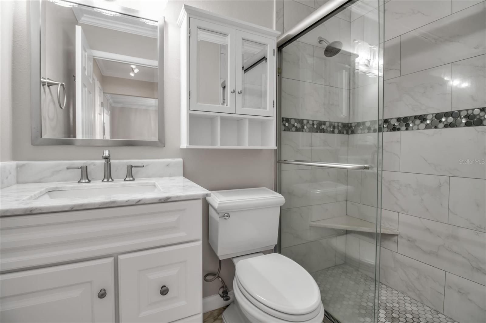 BAYSHORE ON THE LAKE APTS III SEC2 - Residential