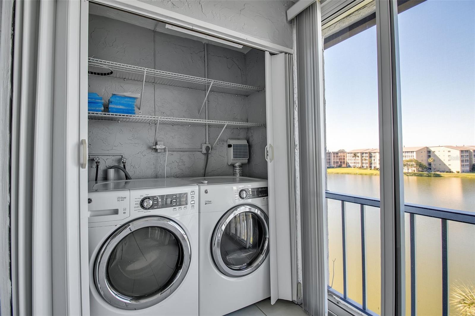 BAYSHORE ON THE LAKE APTS III SEC2 - Residential