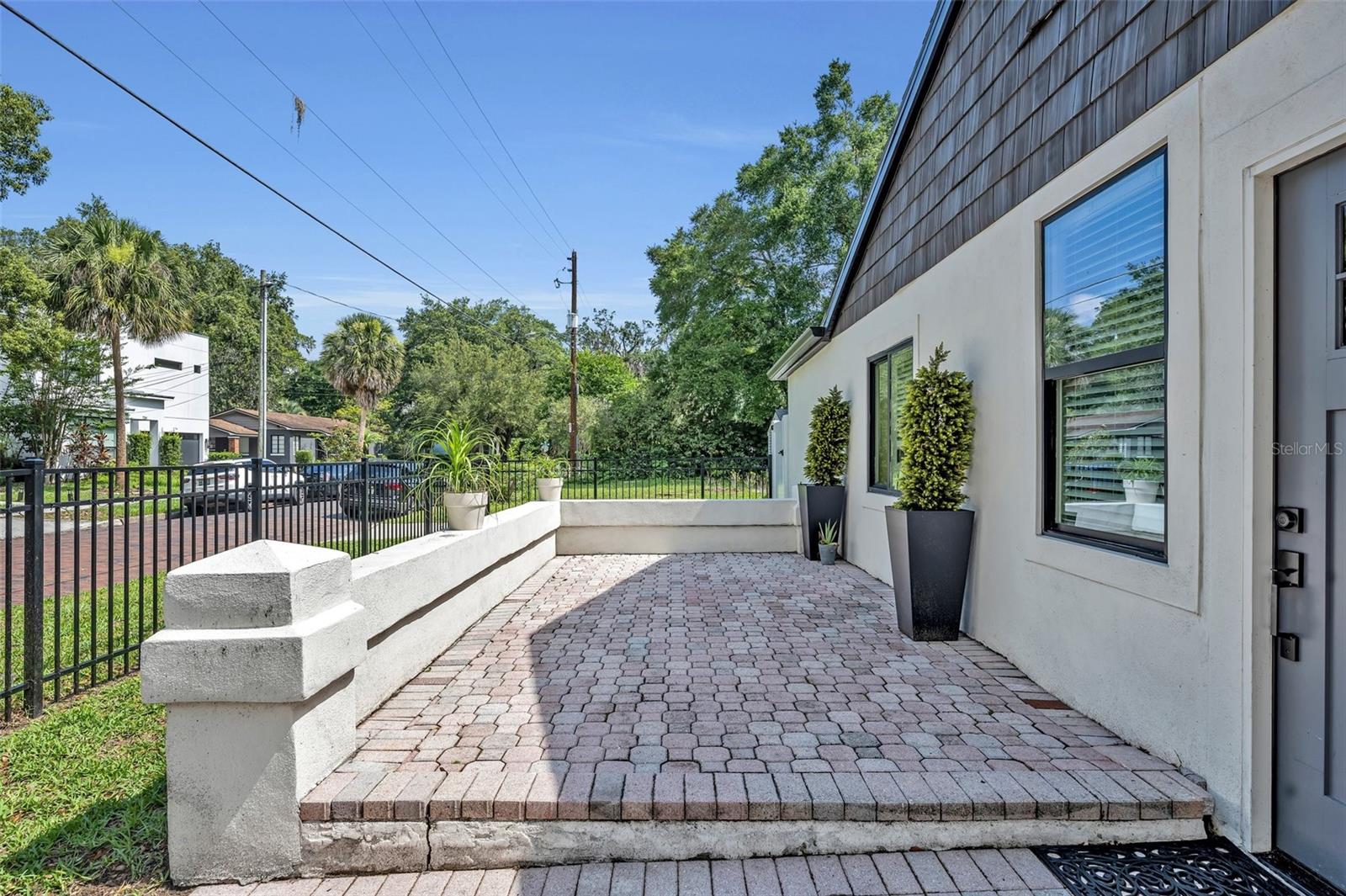 727 SEMINOLE AVENUE