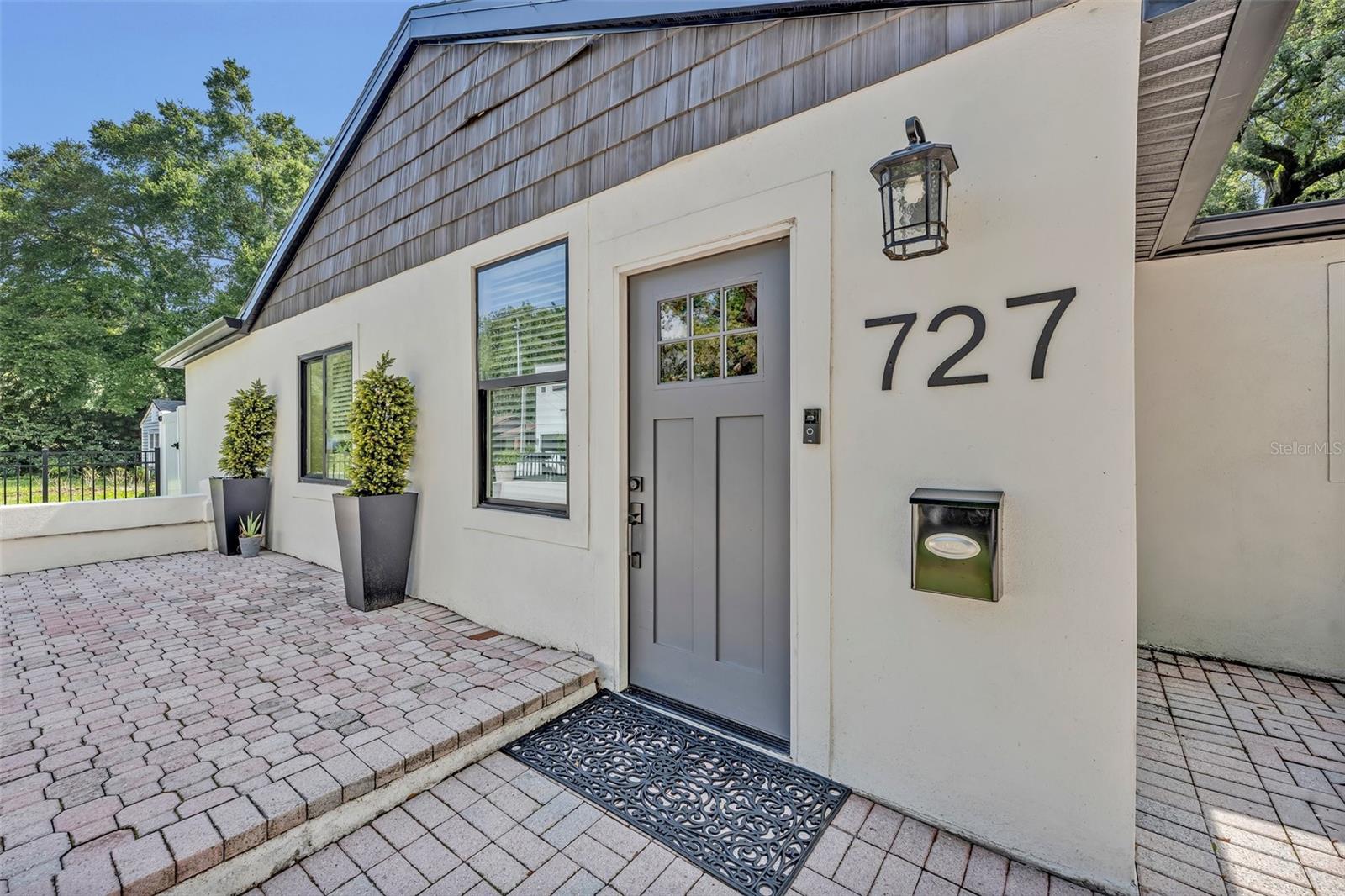 727 SEMINOLE AVENUE