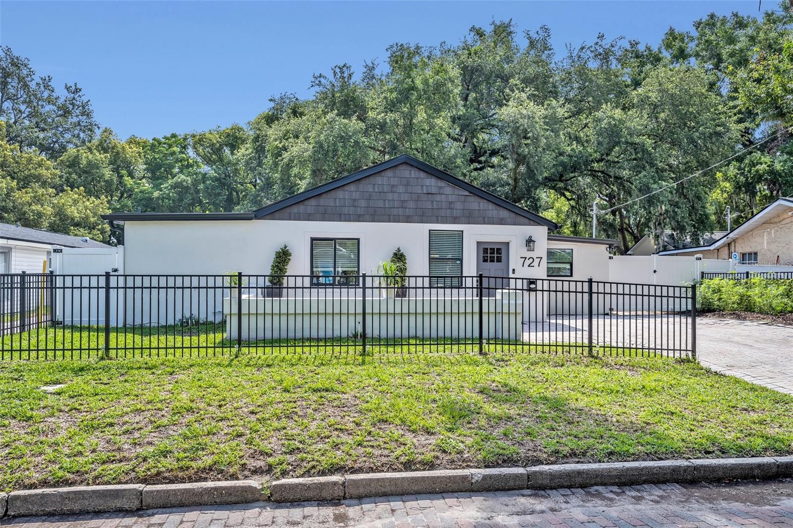 727 SEMINOLE AVENUE