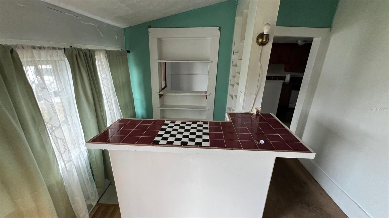 EUSTIS - Residential Income