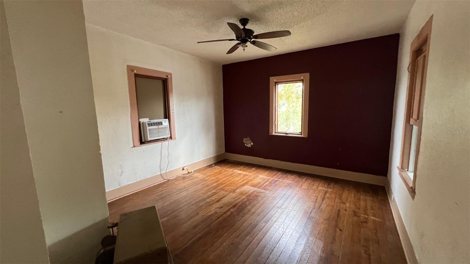 EUSTIS - Residential Income