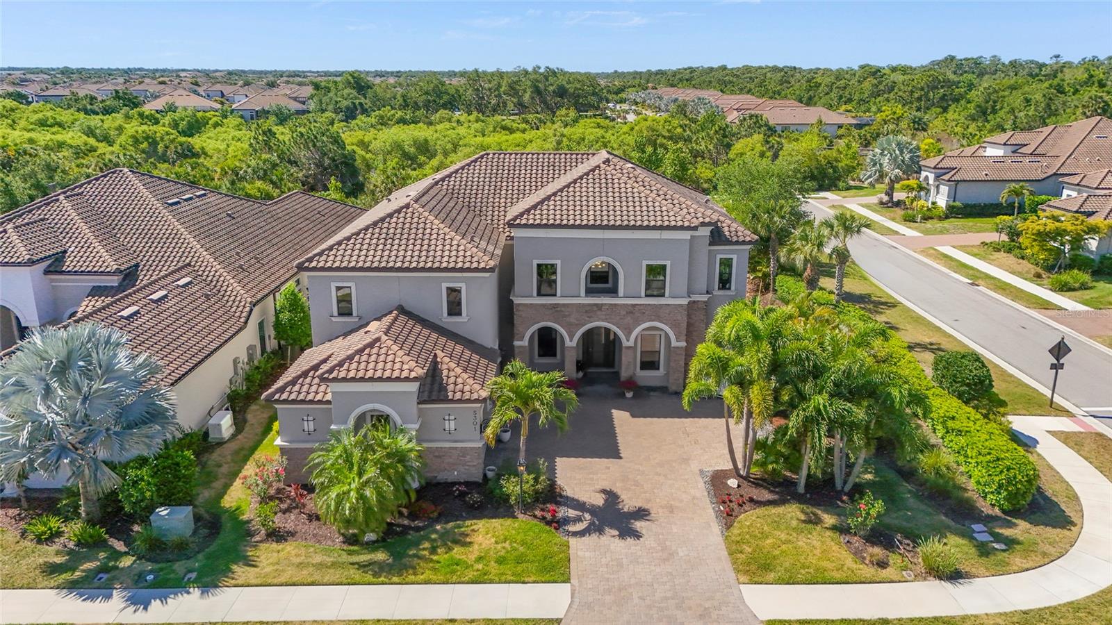 LEGACY ESTATES AT ESPLANADE ON PALMER RANCH - Residential