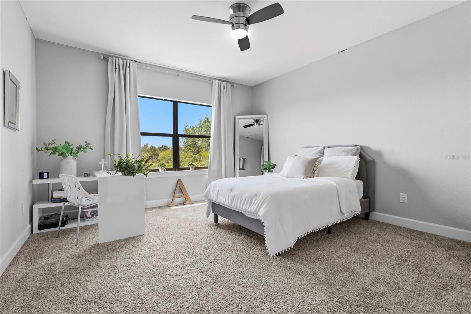 LEGACY ESTATES AT ESPLANADE ON PALMER RANCH - Residential
