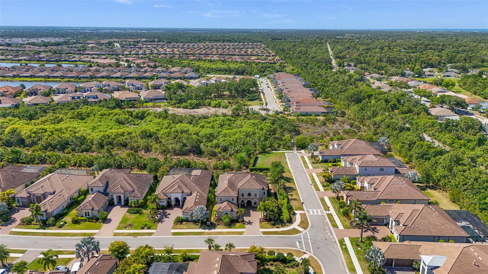 LEGACY ESTATES AT ESPLANADE ON PALMER RANCH - Residential