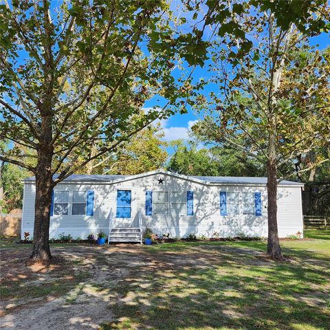 A home in LAKELAND