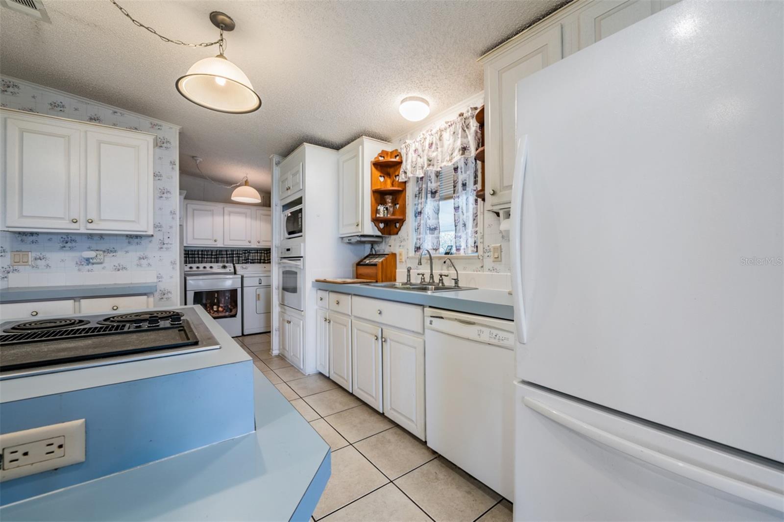 LAKE N GOLF ESTATES ADD - Residential