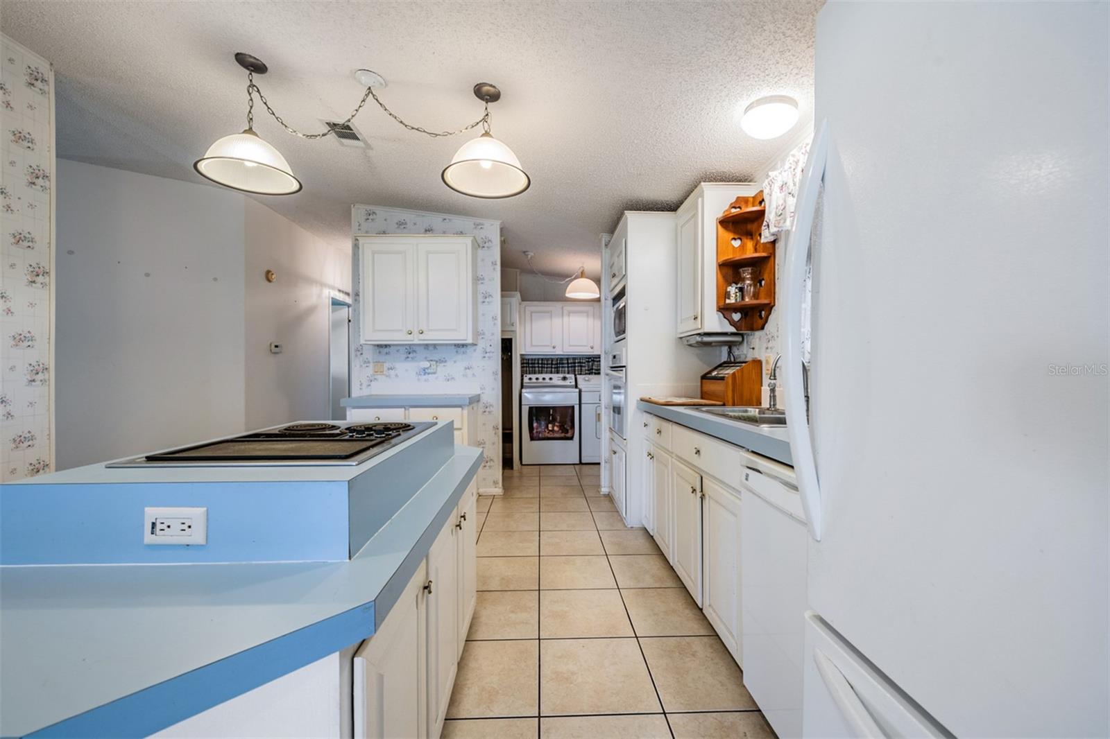 LAKE N GOLF ESTATES ADD - Residential