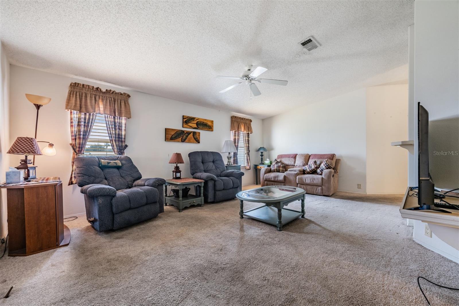 LAKE N GOLF ESTATES ADD - Residential