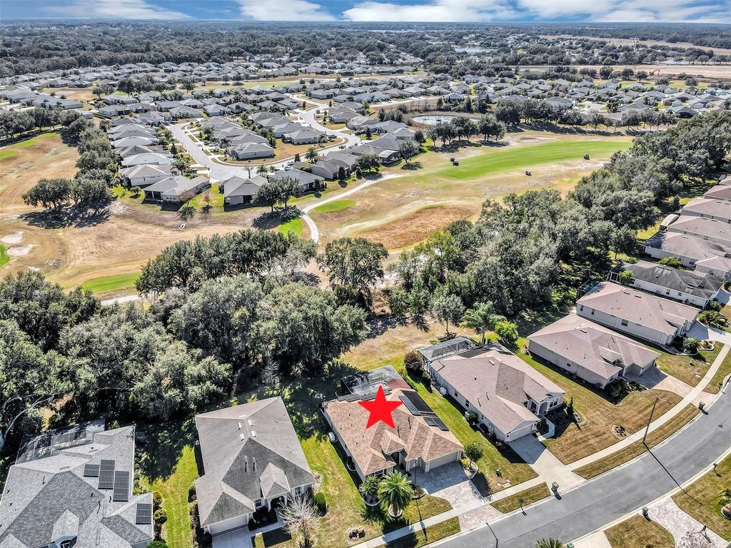 Photo of 26535 Manassas Drive, Leesburg, FL 34748 (MLS # G5106762)