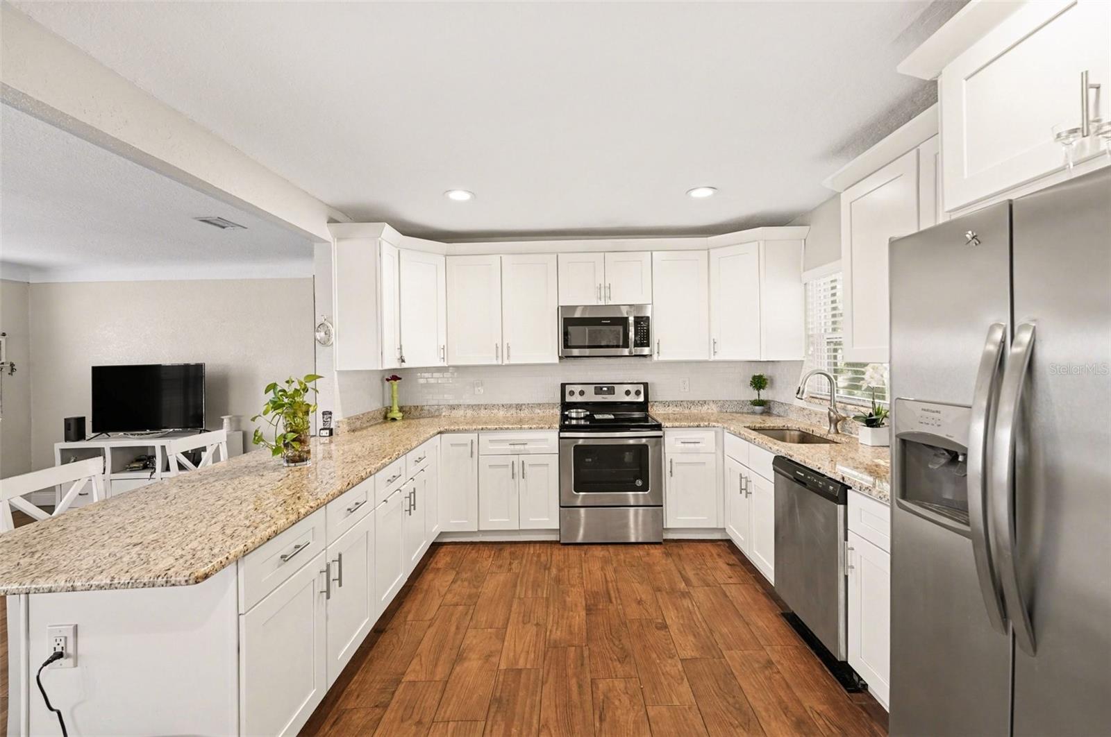 TROPICAL GROVES UNIT 1 - Residential