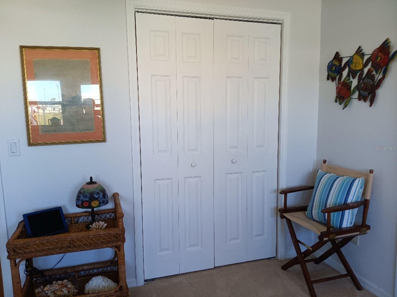 COUNTRY CLUB ESTATES - Residential