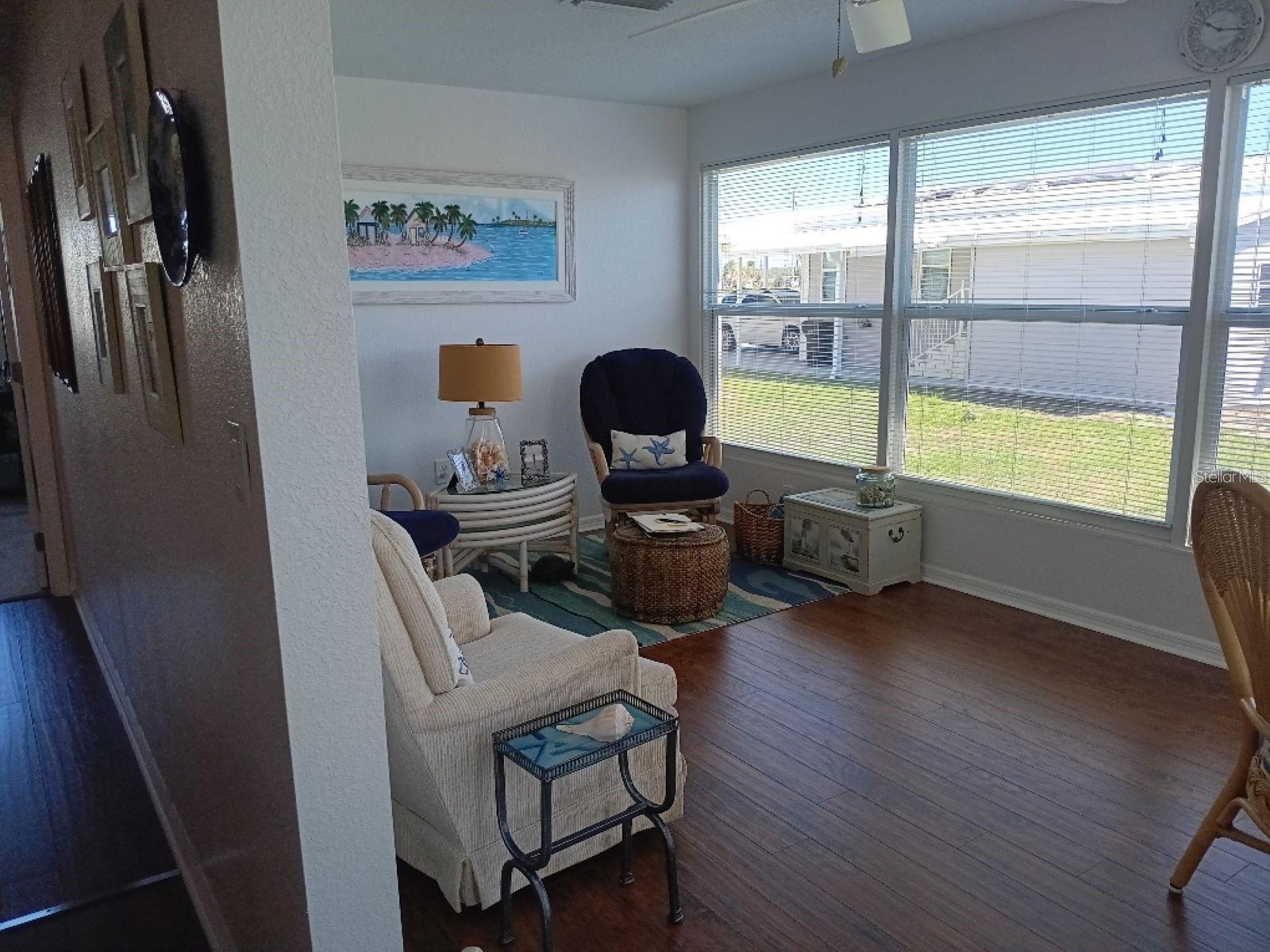 COUNTRY CLUB ESTATES - Residential