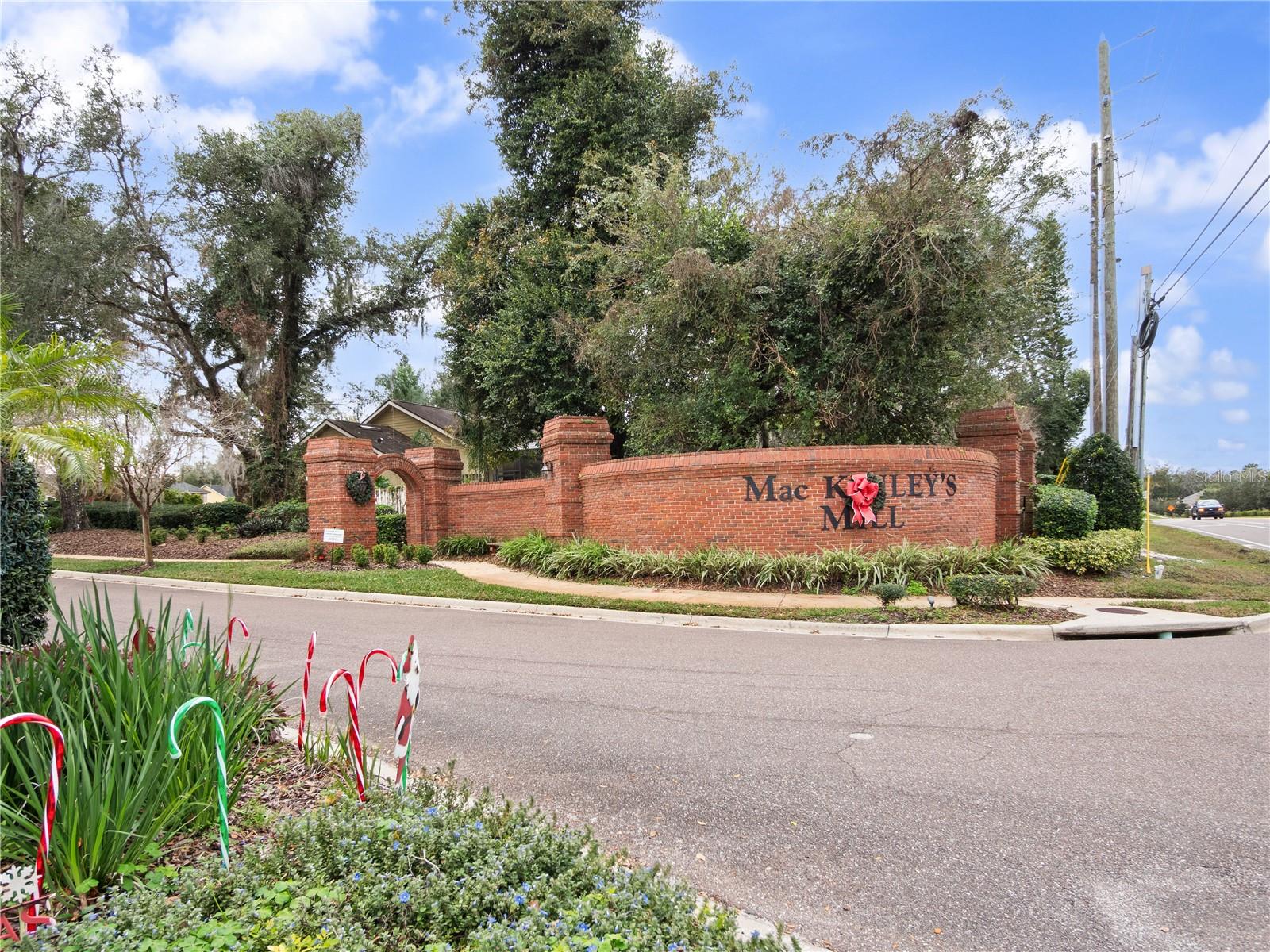 MAC KINLEYS MILL - Residential