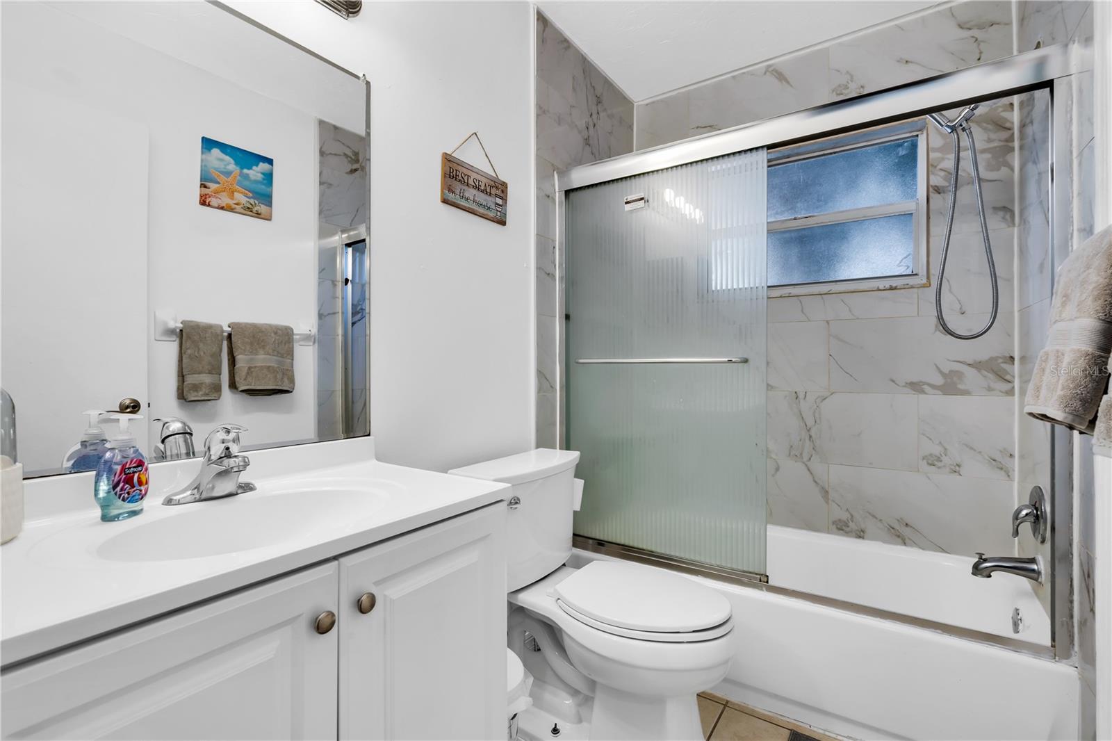 BAHAMA HEIGHTS - Residential Lease