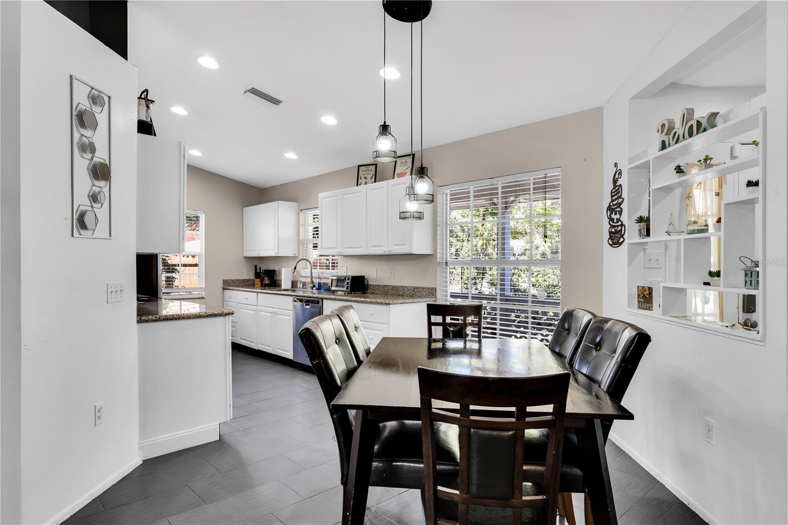 BAHAMA HEIGHTS - Residential Lease