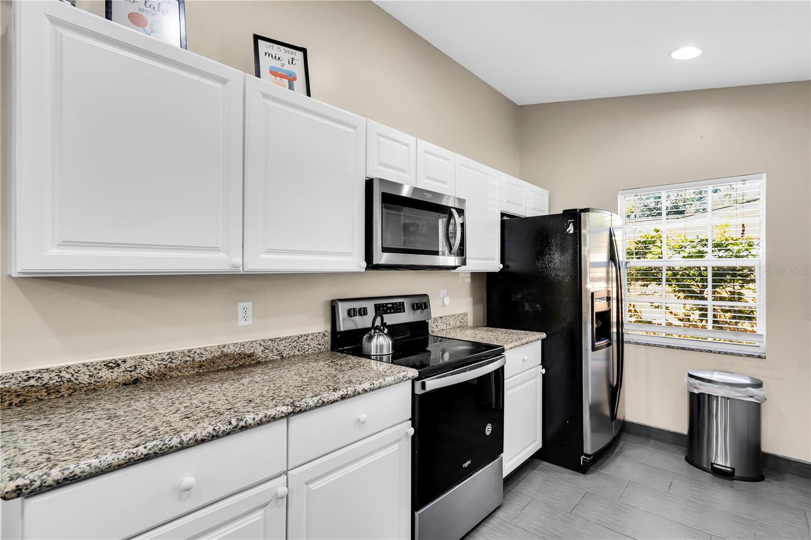 BAHAMA HEIGHTS - Residential Lease