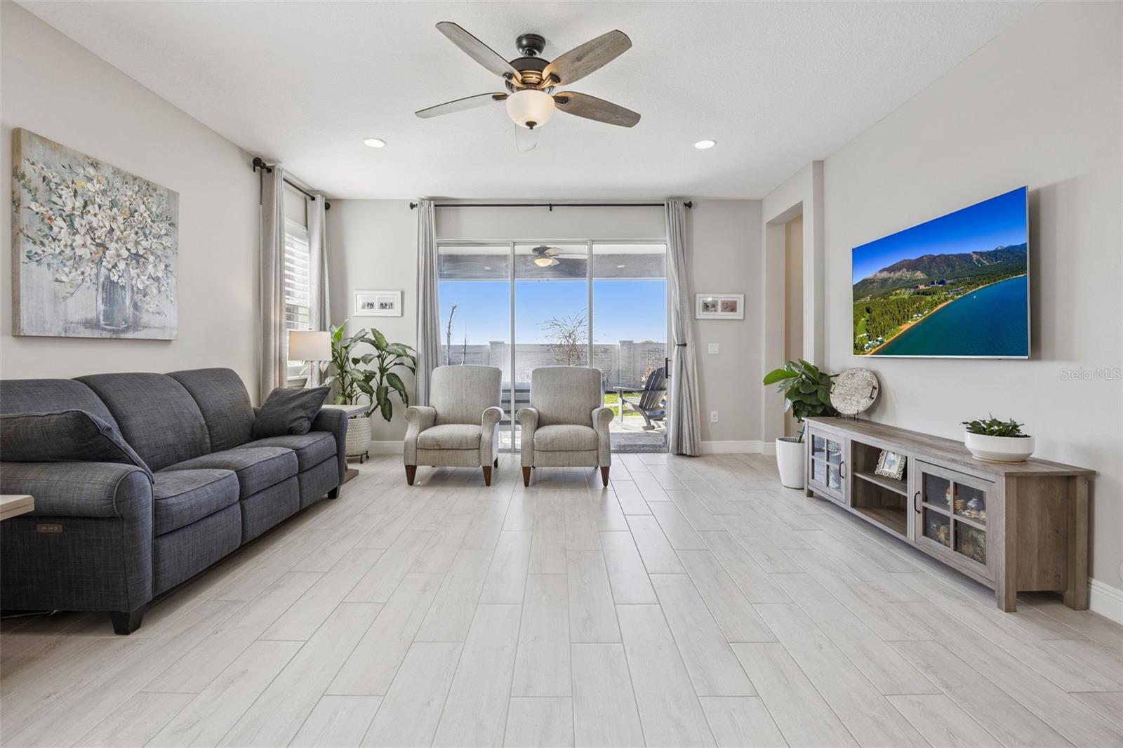 WINCEY GROVES - Residential