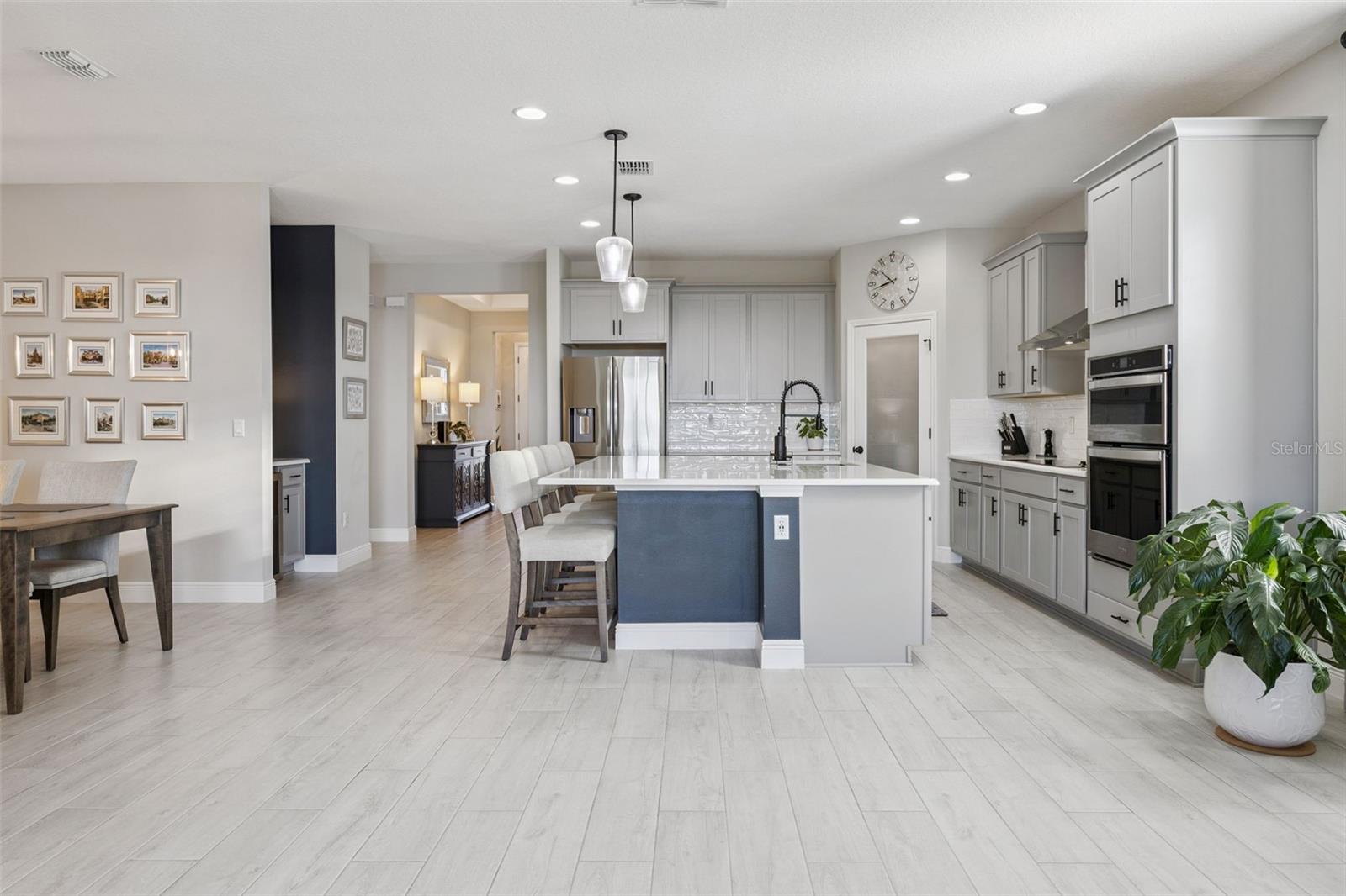 WINCEY GROVES - Residential