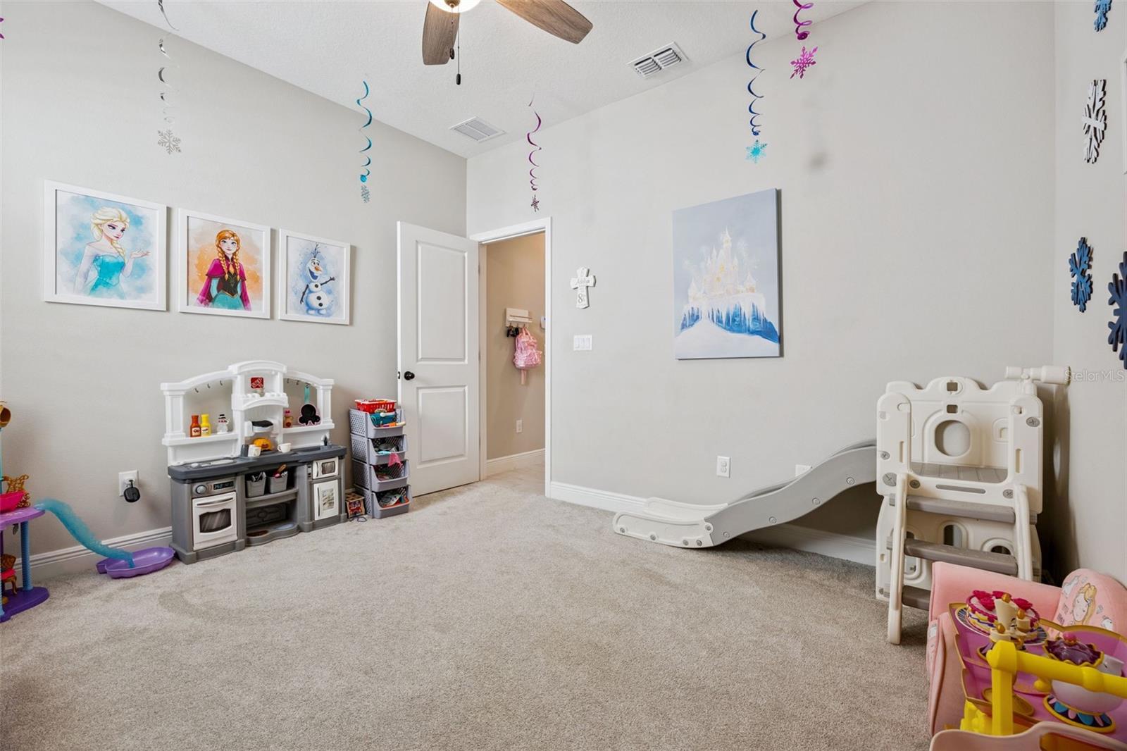 WINCEY GROVES - Residential