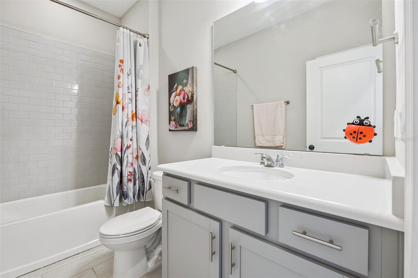 WINCEY GROVES - Residential