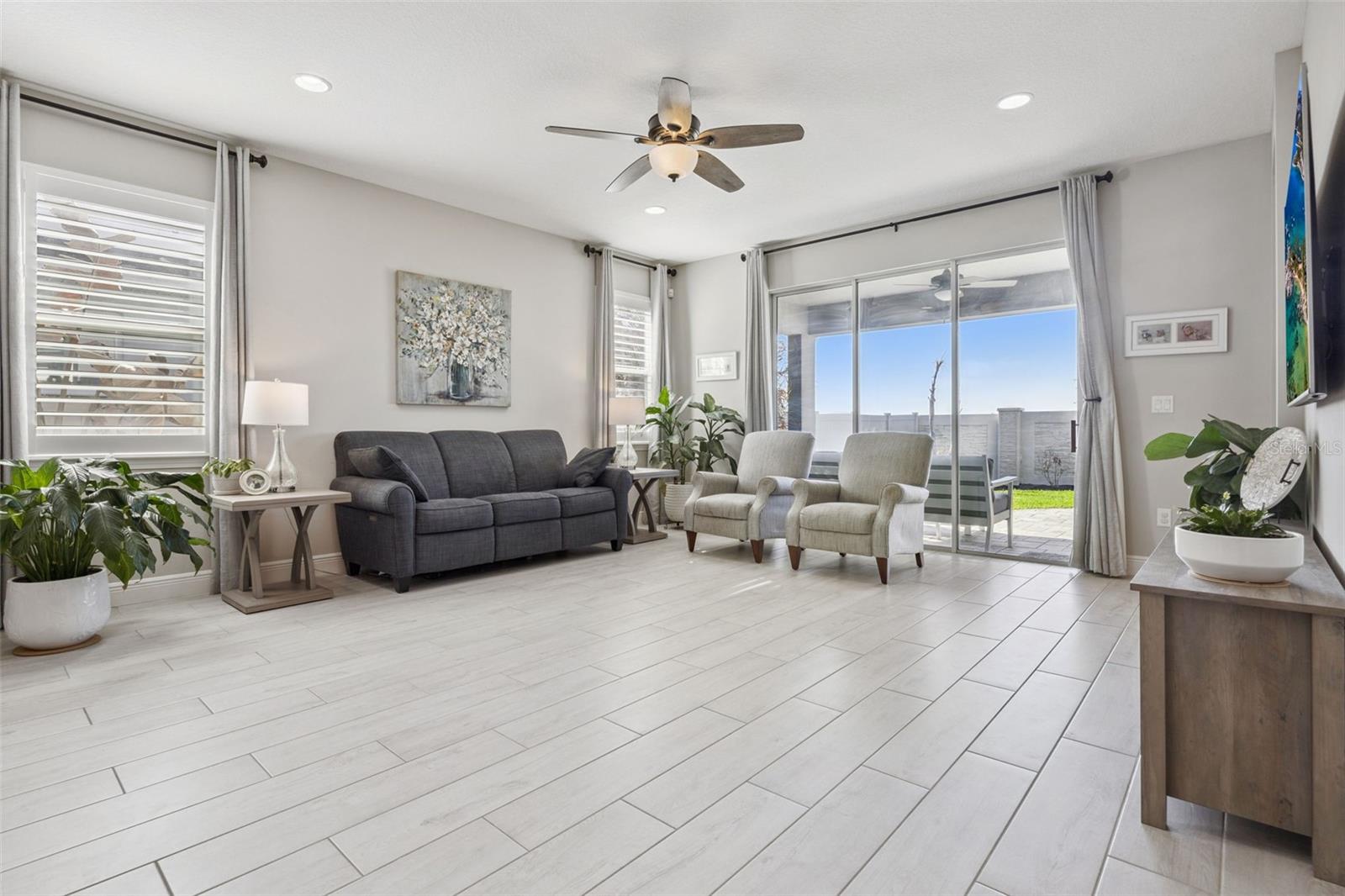 WINCEY GROVES - Residential