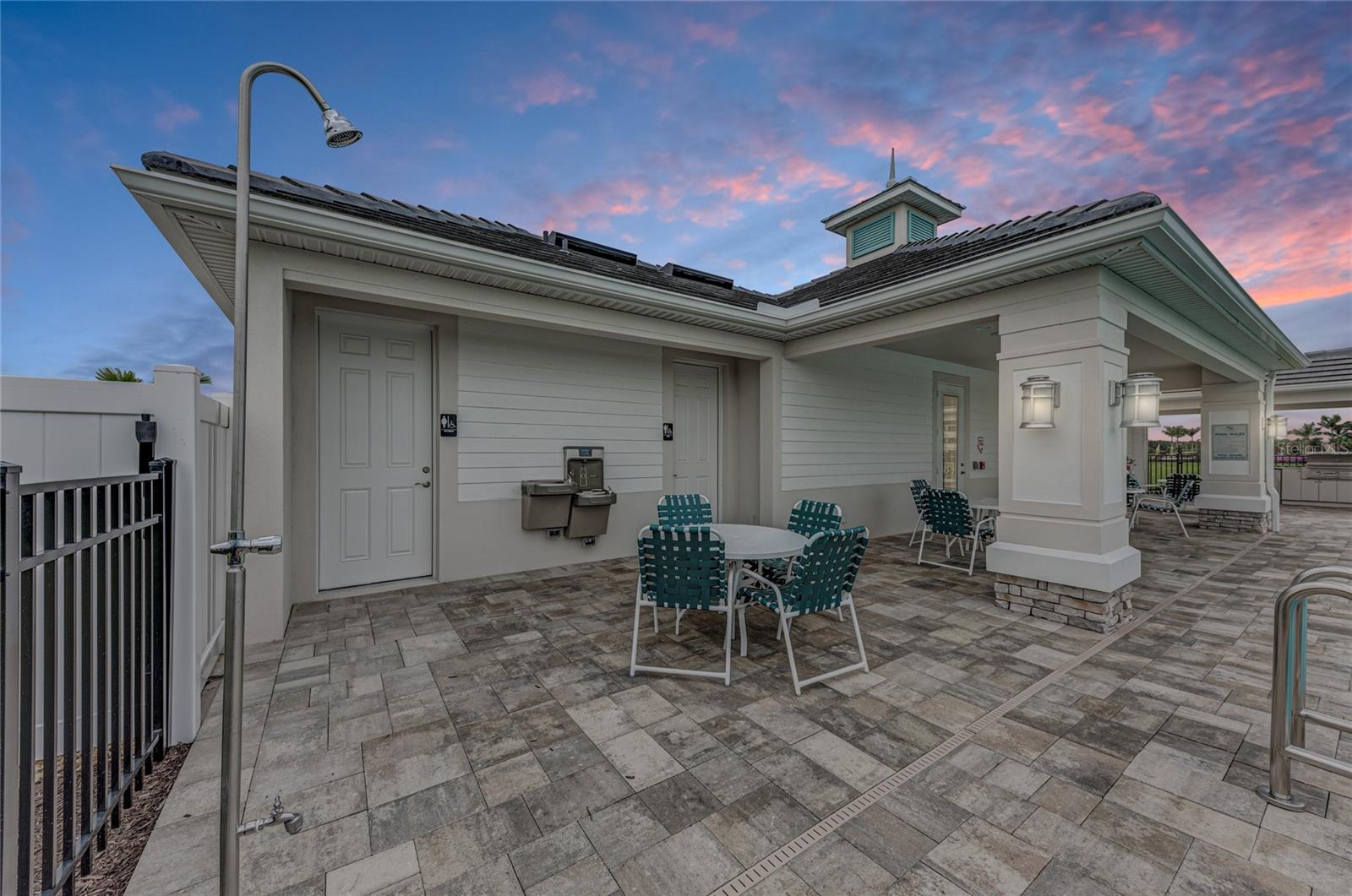 WATERCOLOR PLACE I - Residential