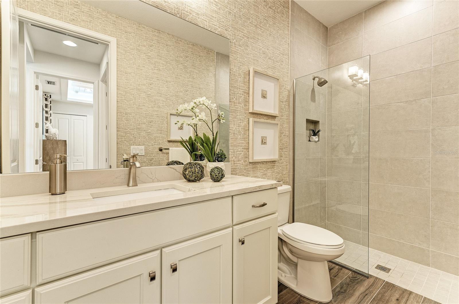 WATERCOLOR PLACE I - Residential