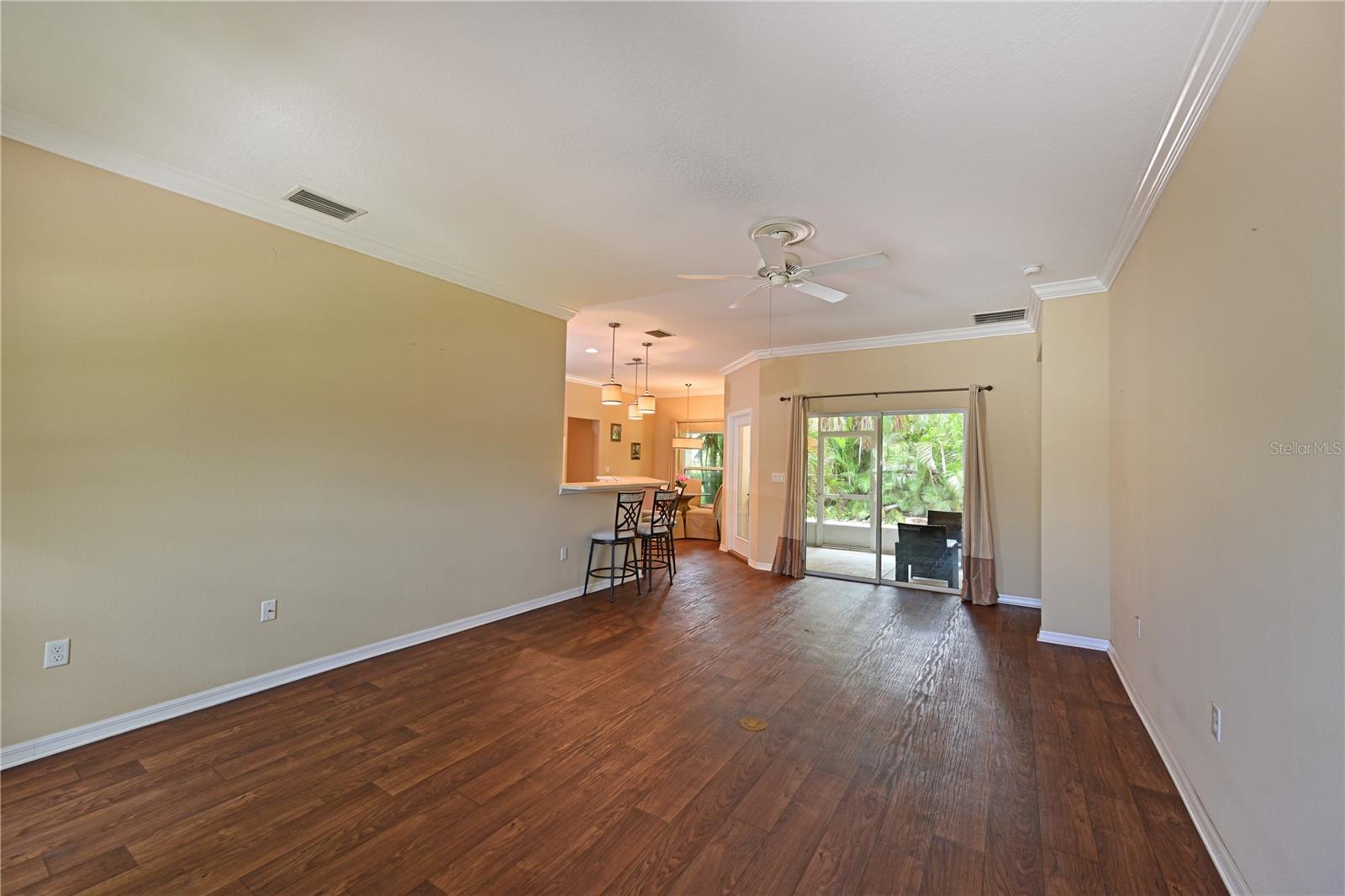 SOUTH OAK - Residential