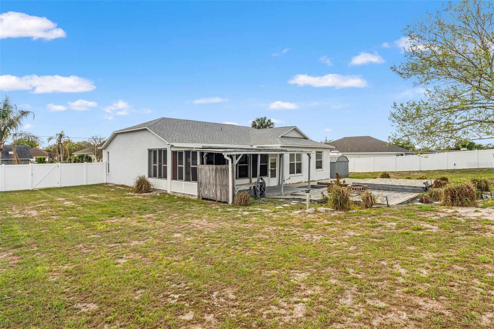 SPRING HILL - Residential