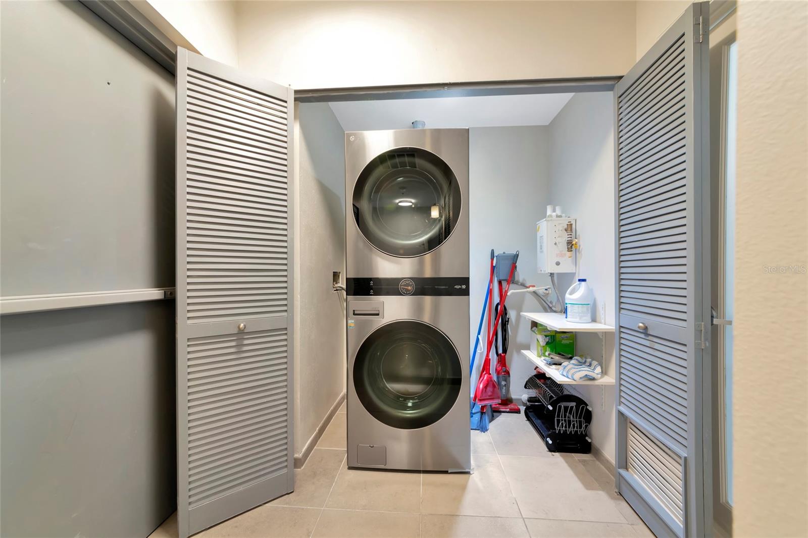 PLAT OF SARASOTA EXHIBIT - Commercial Sale