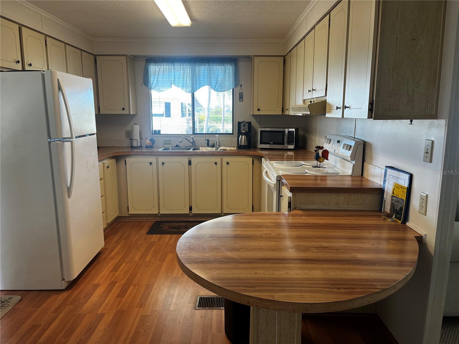 129 CEDAR DRIVE