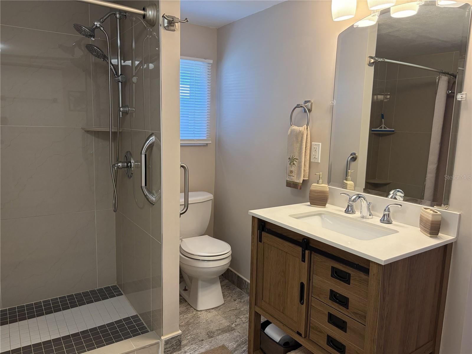 TRI-PAR ESTATES - Residential