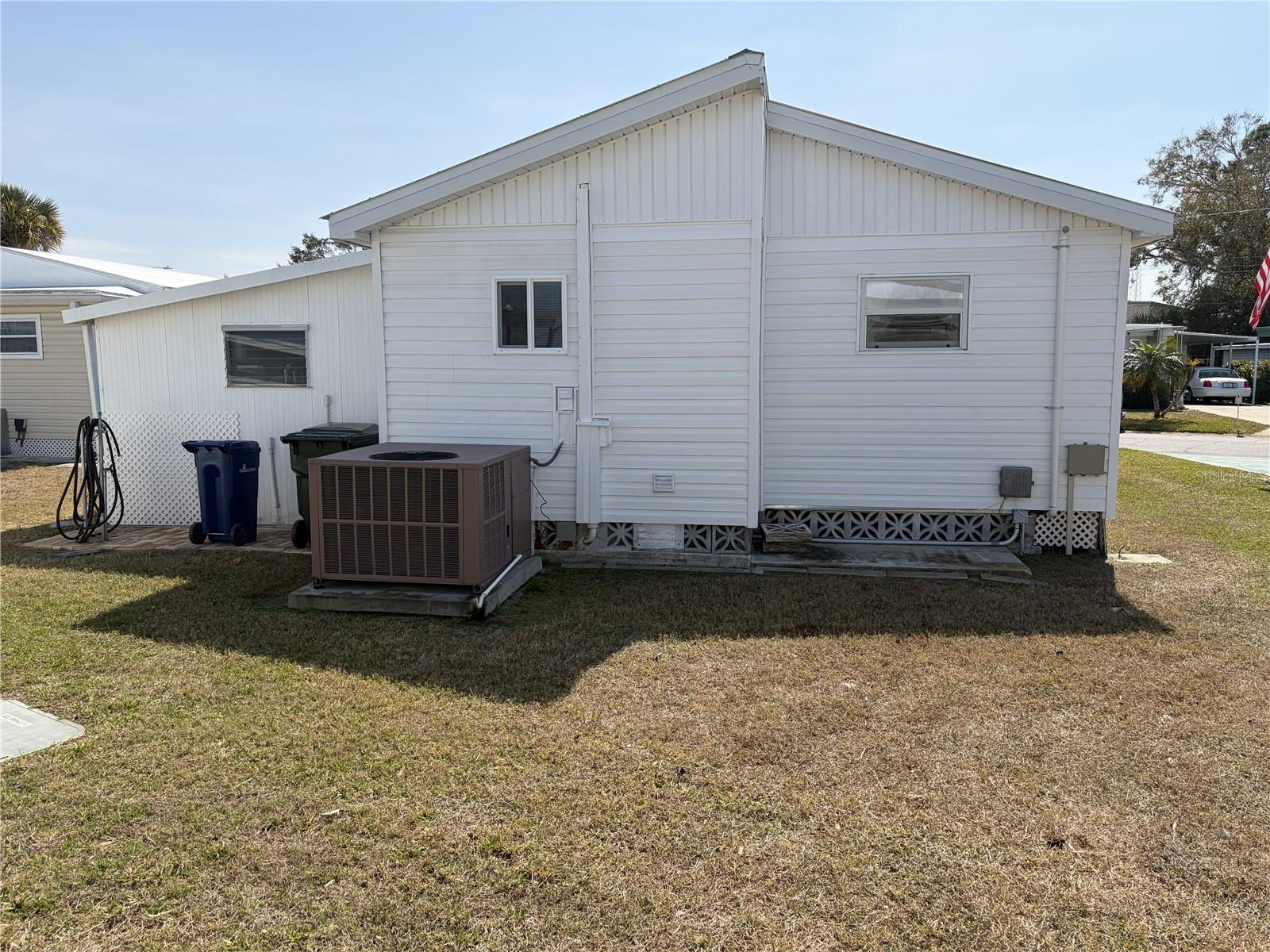 1687 OLYMPIA FIELDS STREET