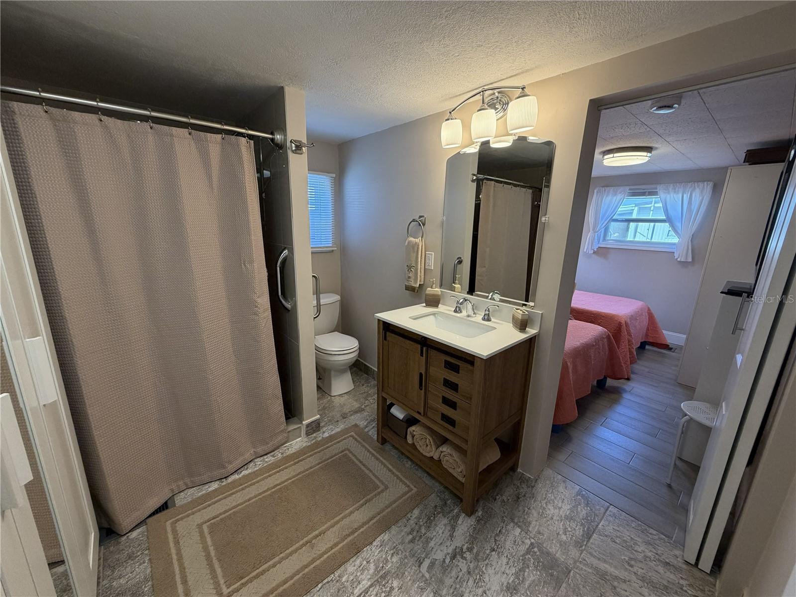 TRI-PAR ESTATES - Residential