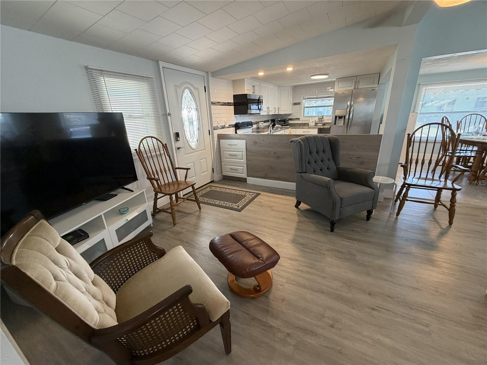 TRI-PAR ESTATES - Residential