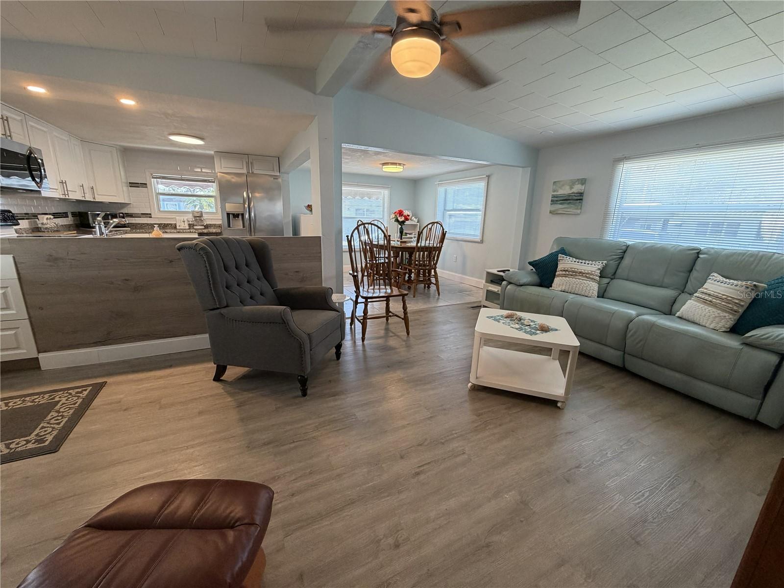 TRI-PAR ESTATES - Residential