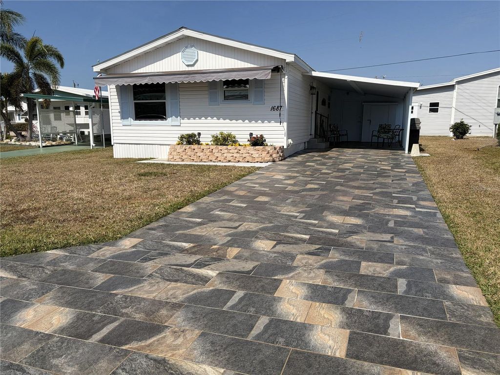 Photo of 1687 Olympia Fields Street, Sarasota, FL 34234 (MLS # A4683213)