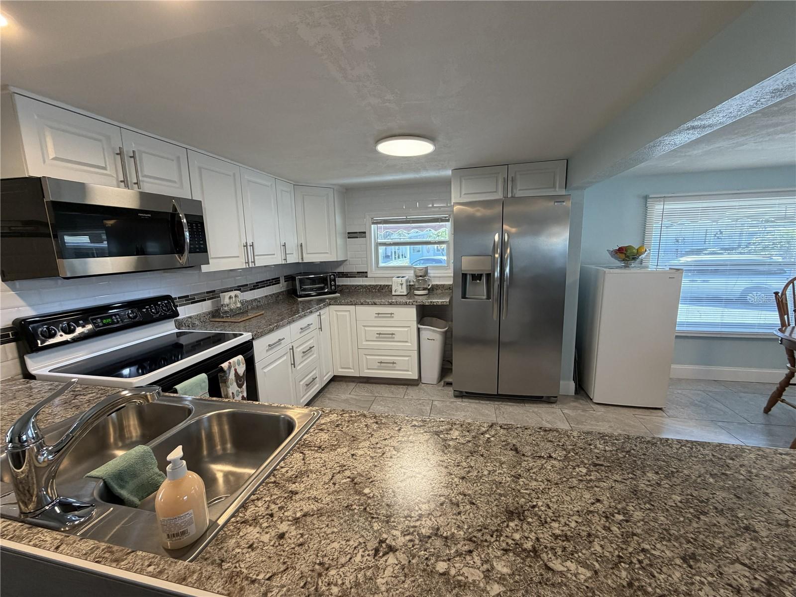 TRI-PAR ESTATES - Residential