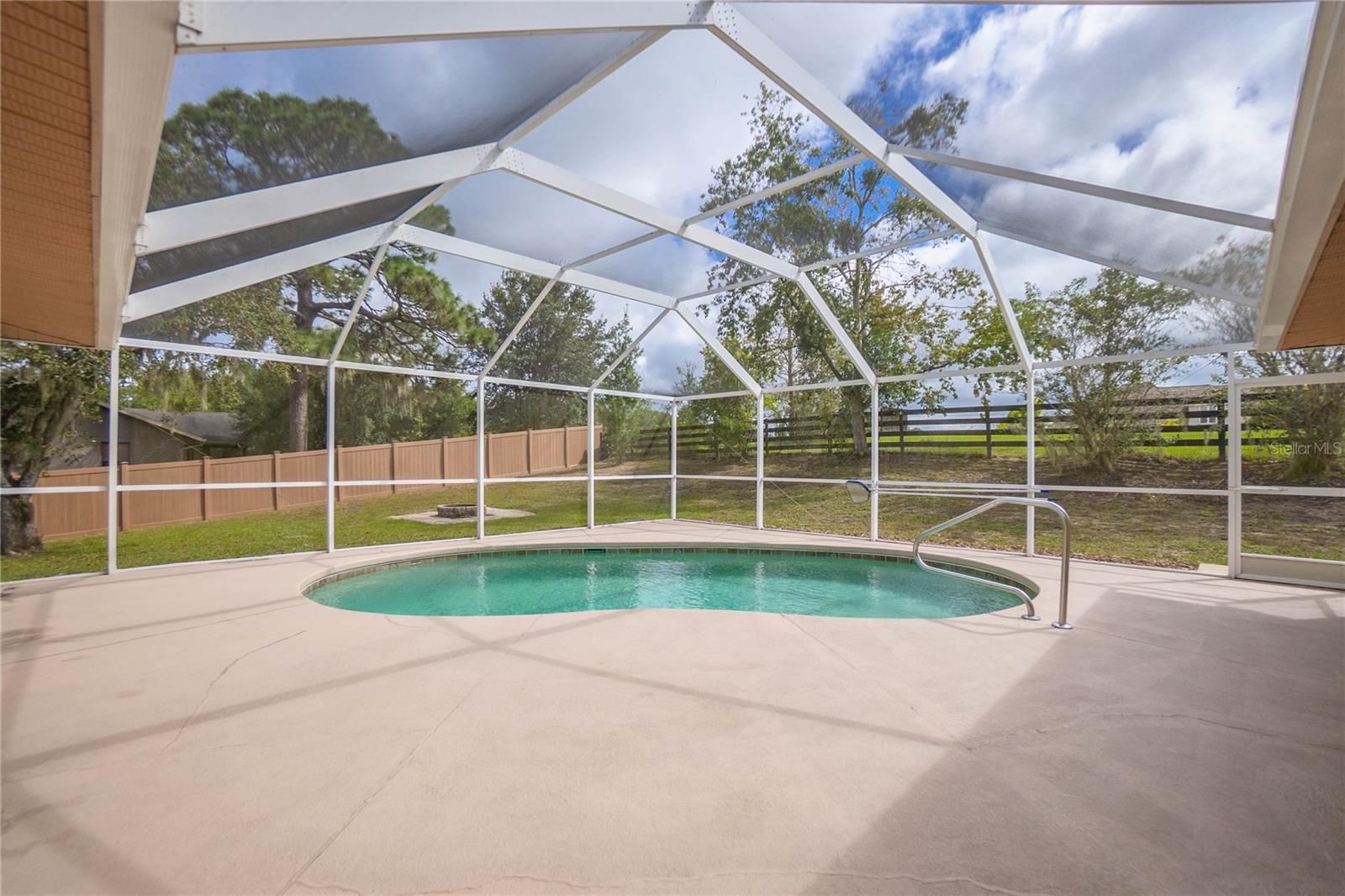 FOXWOOD - Residential