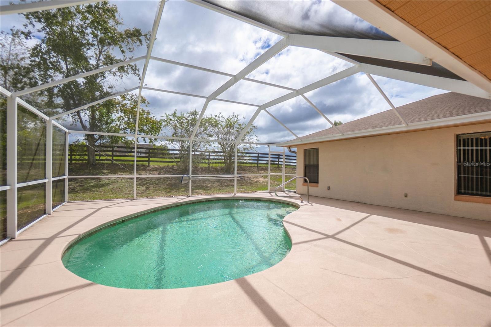 FOXWOOD - Residential