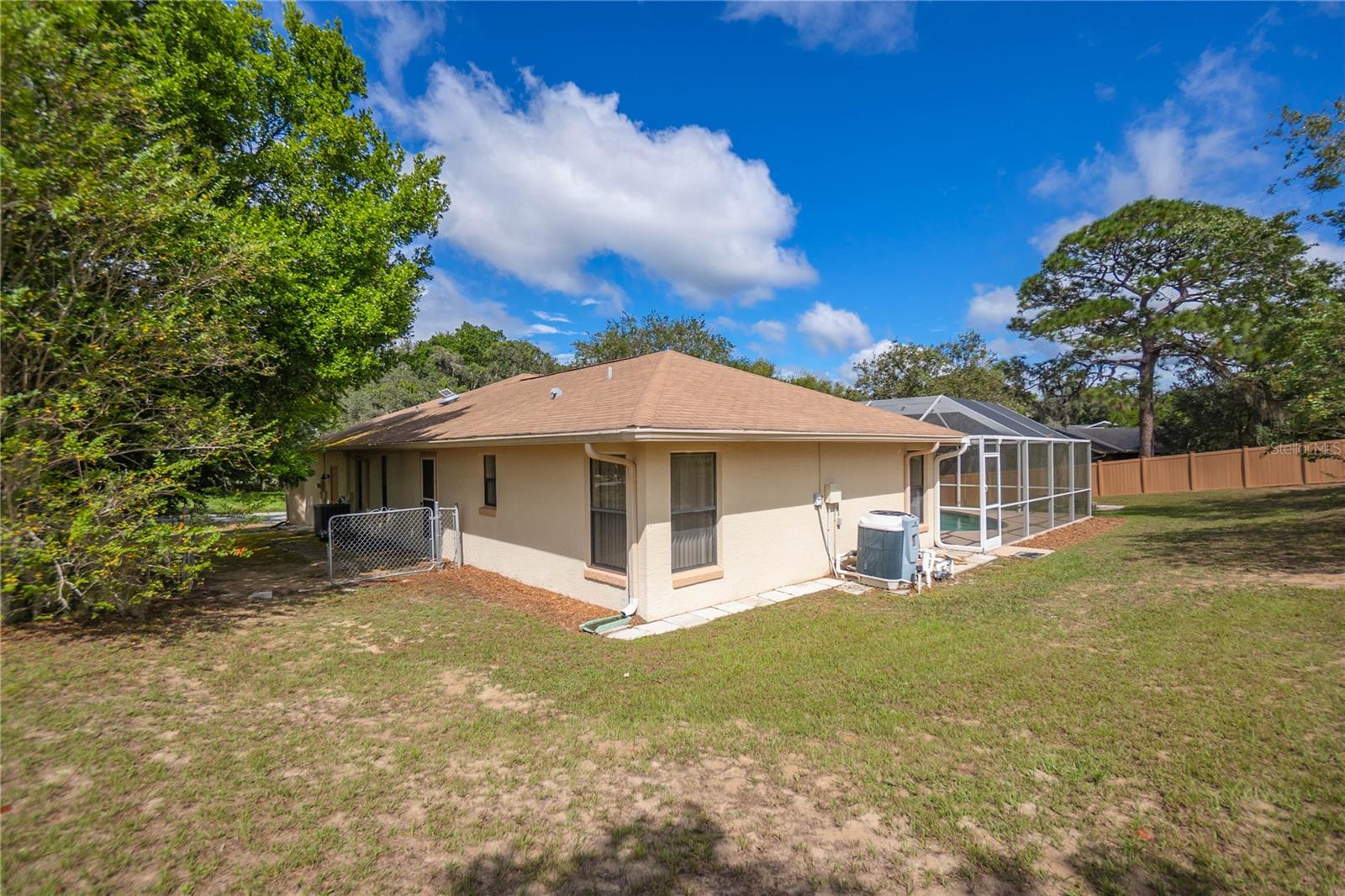 FOXWOOD - Residential