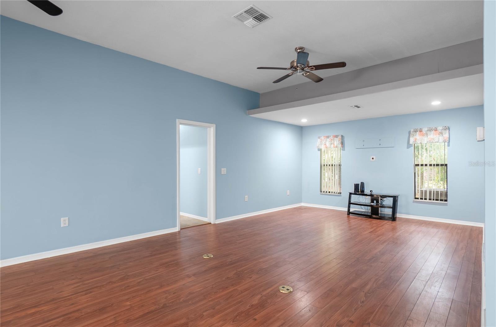 FOXWOOD - Residential