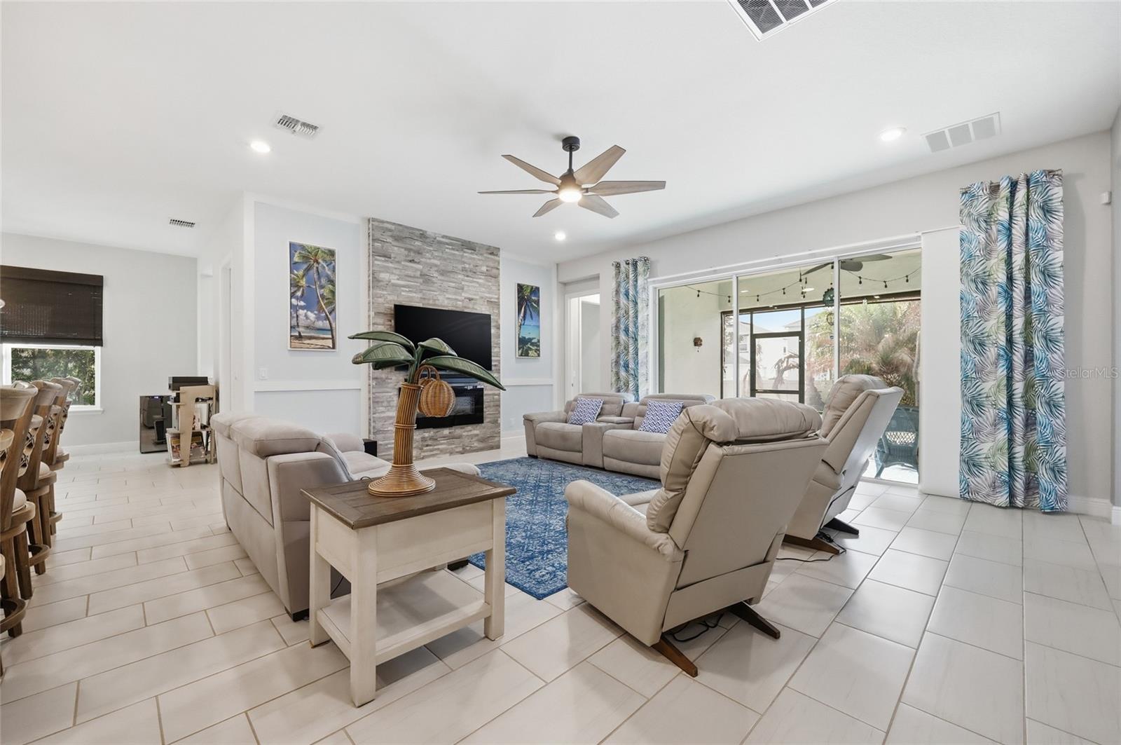 TWINWATERS - Residential