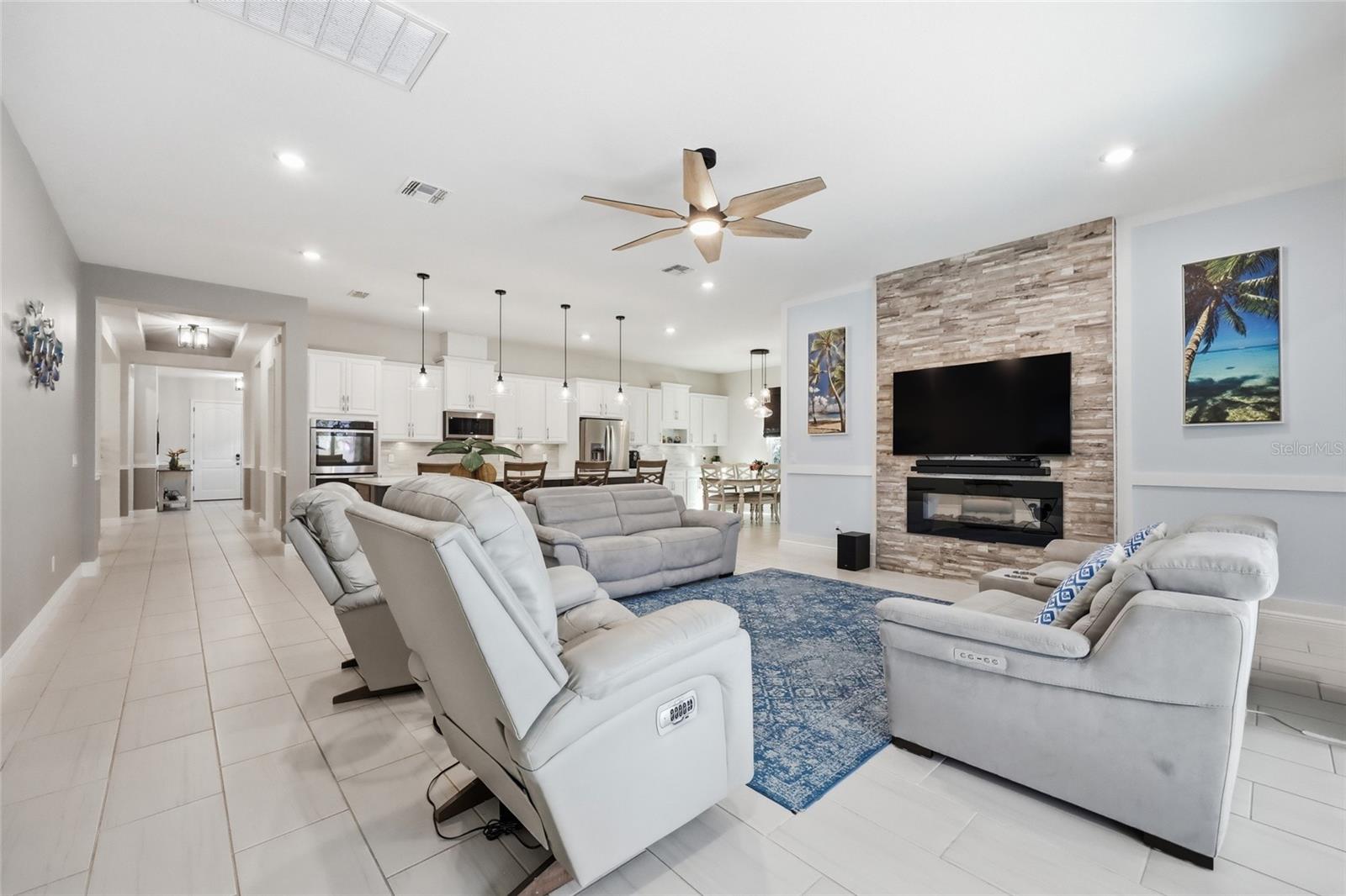 TWINWATERS - Residential