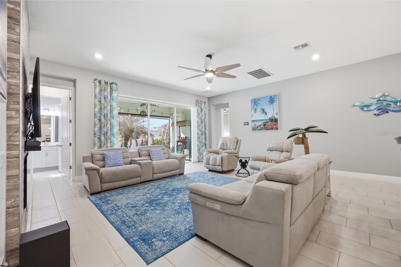 TWINWATERS - Residential