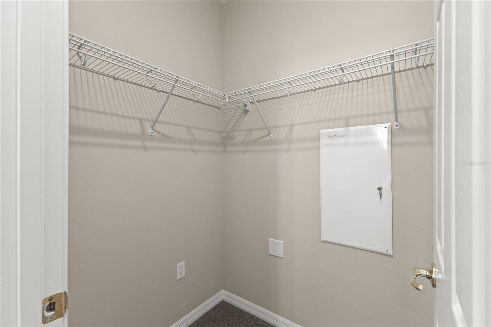 HAMPTON LAKES AT MAIN STREET - Residential Lease