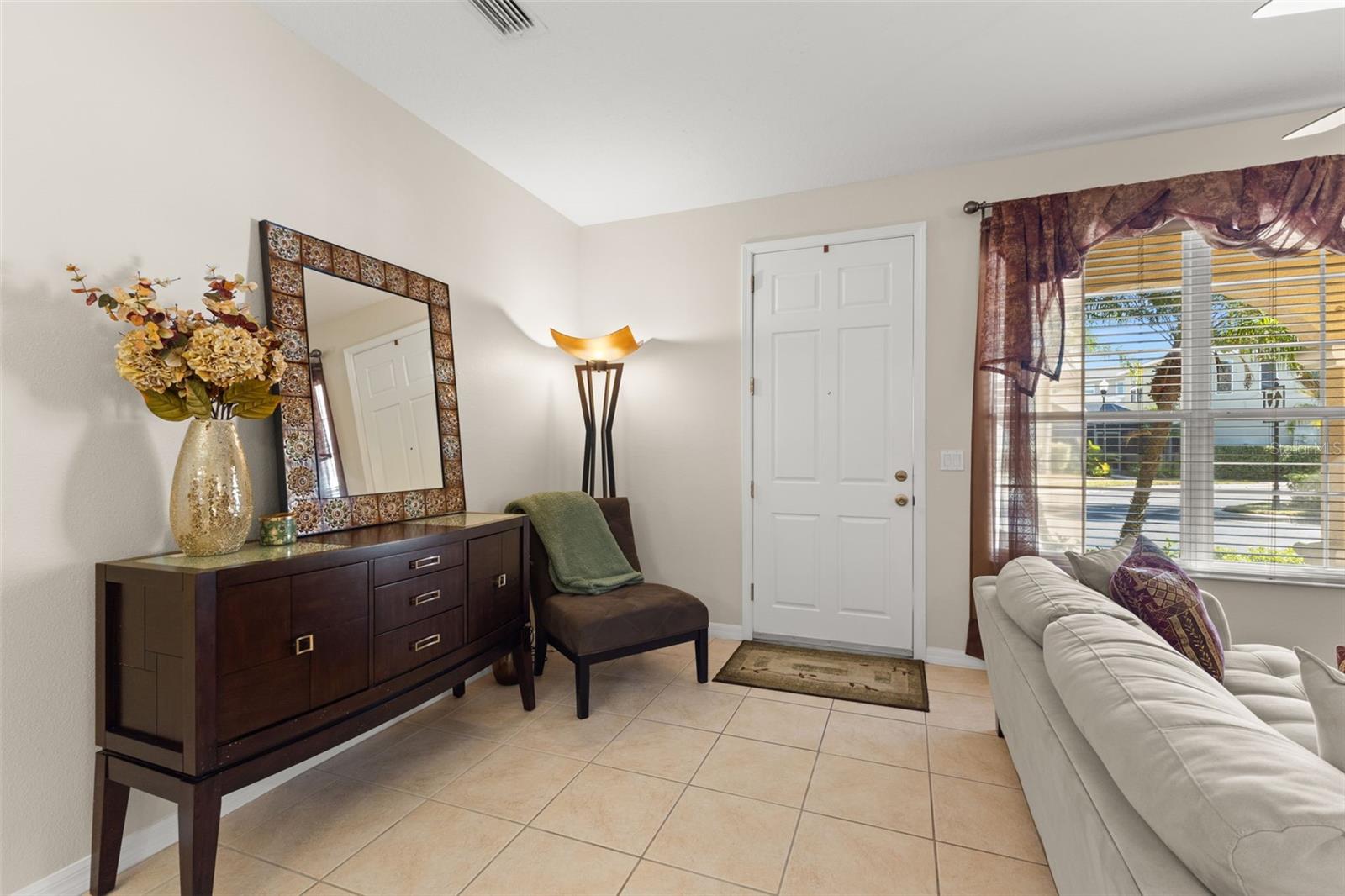 HAMPTON LAKES AT MAIN STREET - Residential Lease