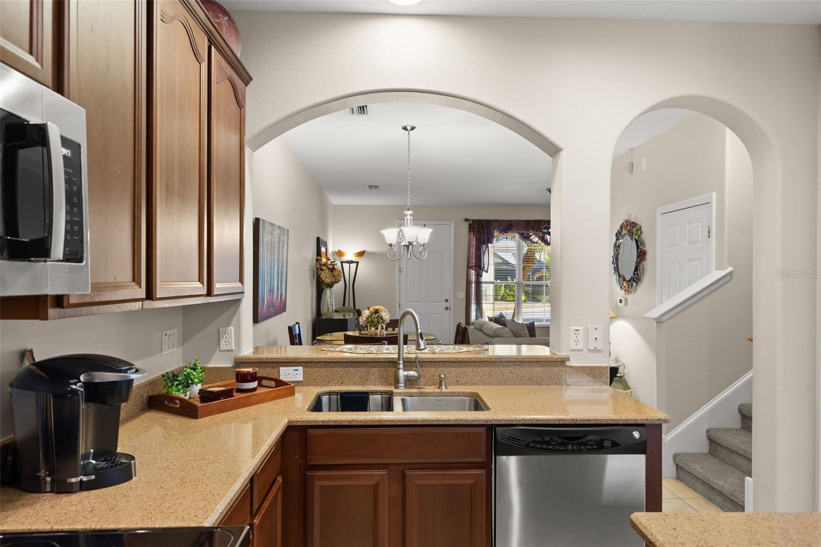 HAMPTON LAKES AT MAIN STREET - Residential Lease